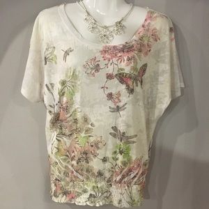 Maurices med butterfly print top